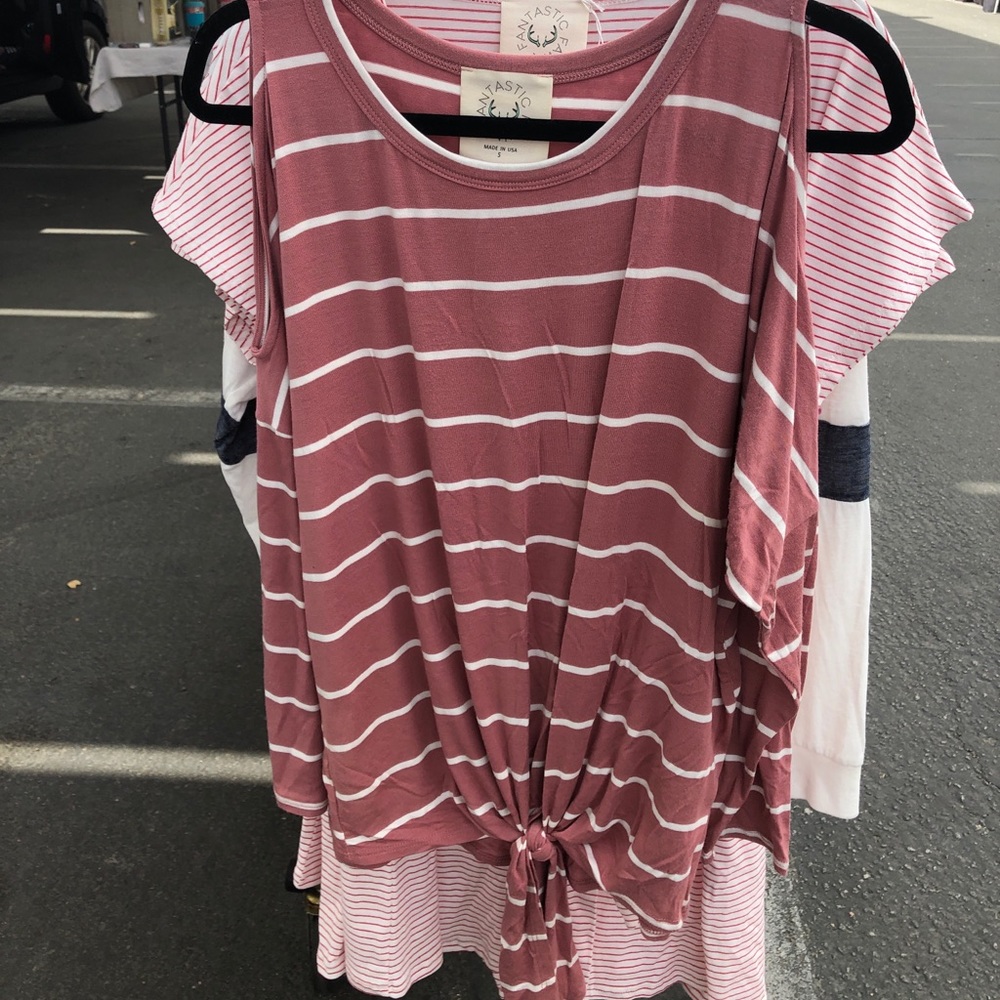 Stripe cold shoulder top with front tie